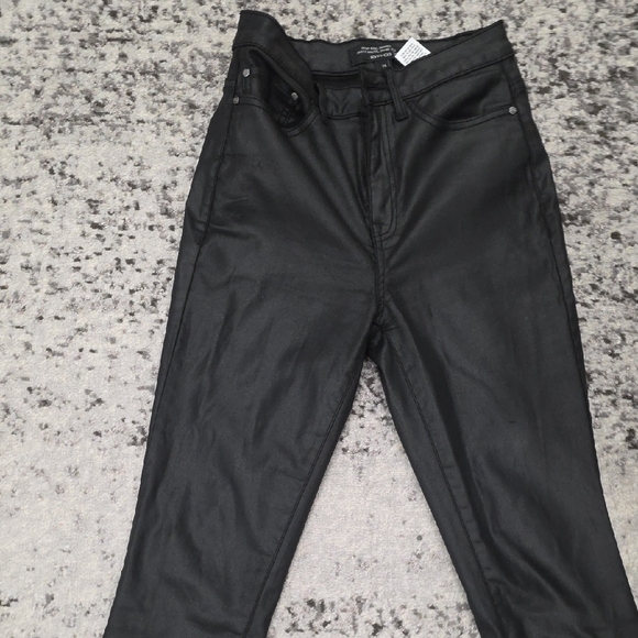 RW&CO. Pants - RW&CO. High-Rise Skinny Jeans in Black